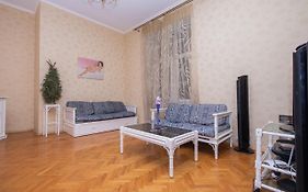 Апартаменти 4-Кімнатні Біля М. Палац Спорту
